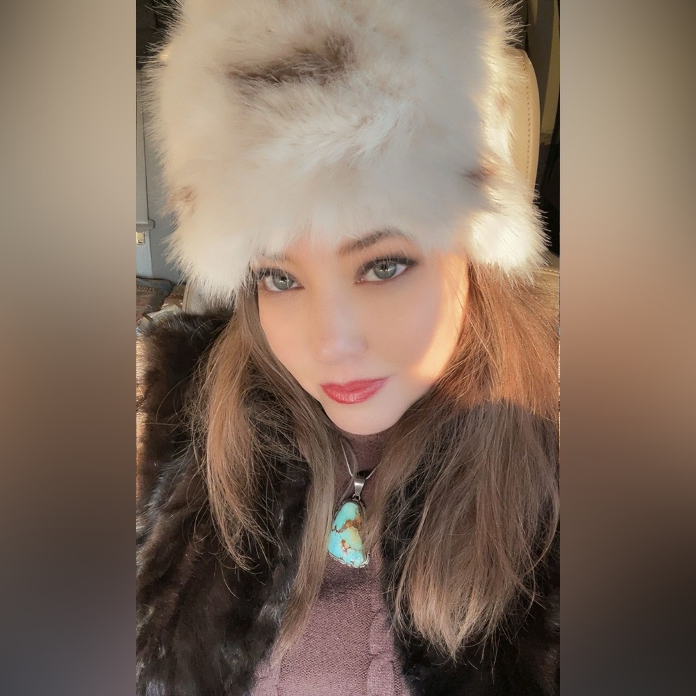 Meet your Posher, Christy